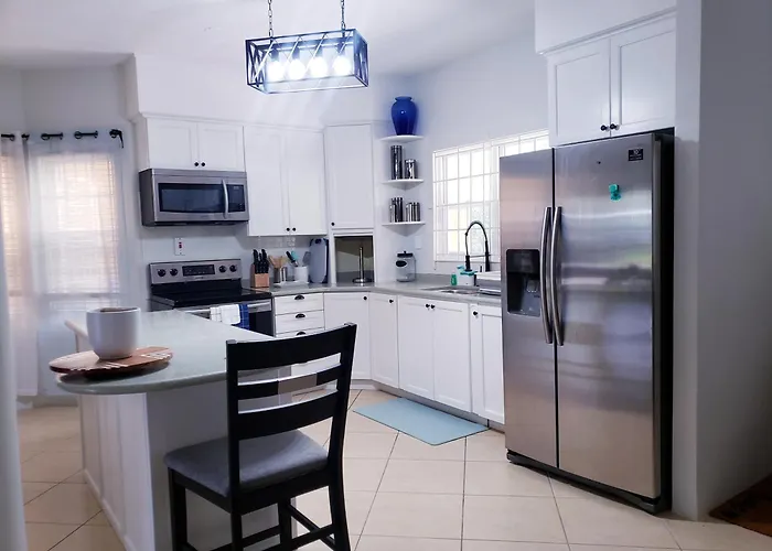 Apartment Ivy's Luxury Townhouse - 1 Bdrm *
