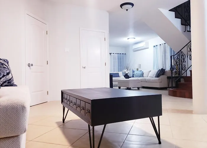 Apartment Ivy's Luxury Townhouse - 1 Bdrm