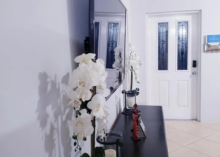 Ivy's Luxury Townhouse - 1 Bdrm * Montego Bay
